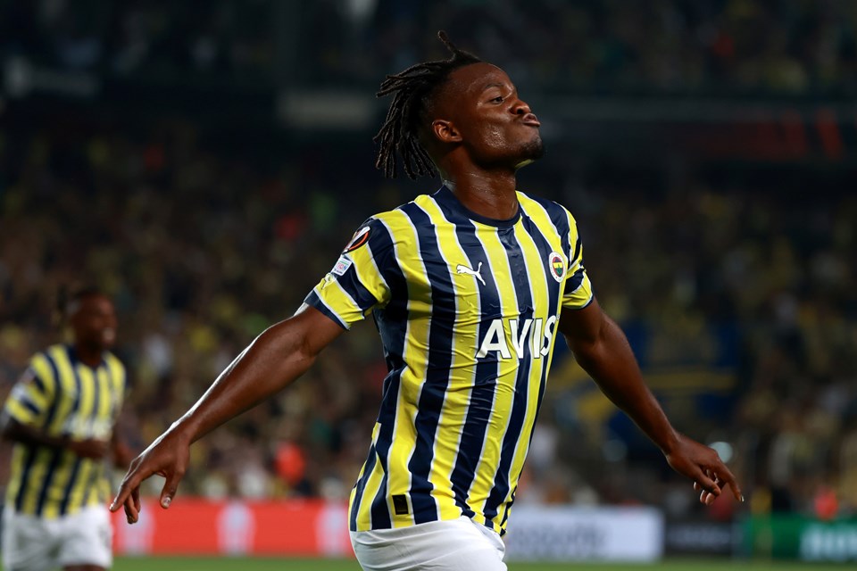 Breaking News Uefa Şampiyonlar Ligi Feyenoord Fenerbahçe Das Musst Du Wissen - a26yodl
