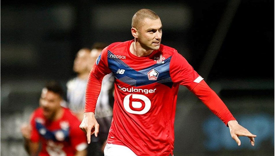 Burak Yılmaz, sezonun son maçının ardından Lille'den ayrılacağını açıkladı