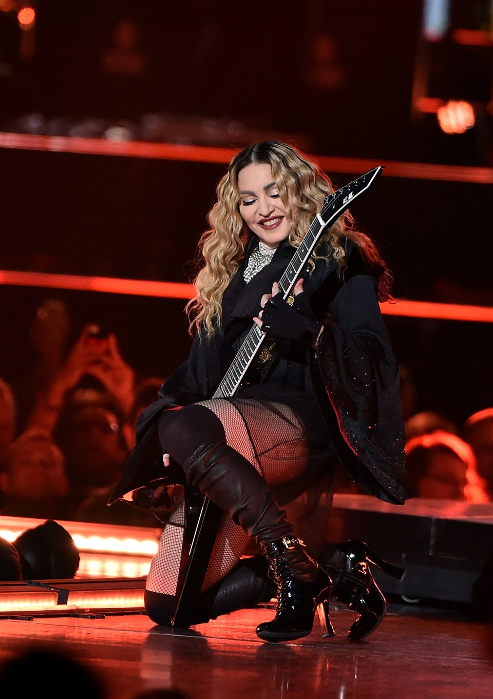 Çıplak fotoğrafını paylaşan Madonna: Sanatı ayıplayarak bitiremezsiniz - 1