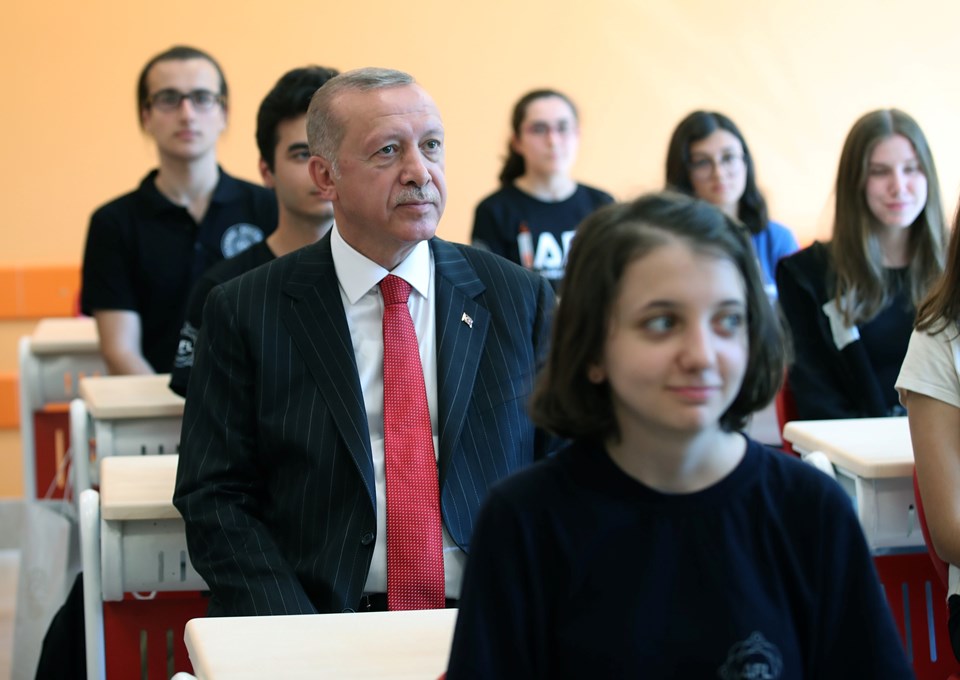 Cumhurbaşkanı Erdoğan: Bütçede aslan payını eğitime ayırdık - 1