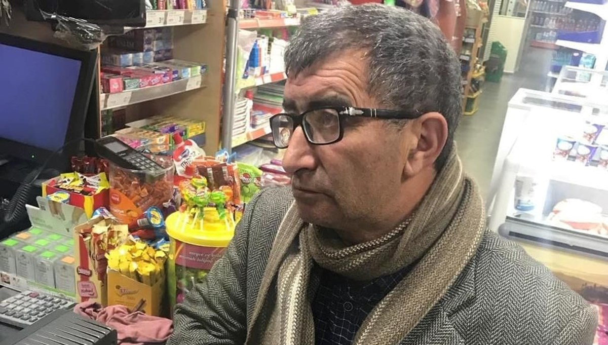 Hasta yakınının dövdüğü doktor kalp krizi geçirdi Hasta yakınının dövdüğü doktor kalp krizi geçirdi