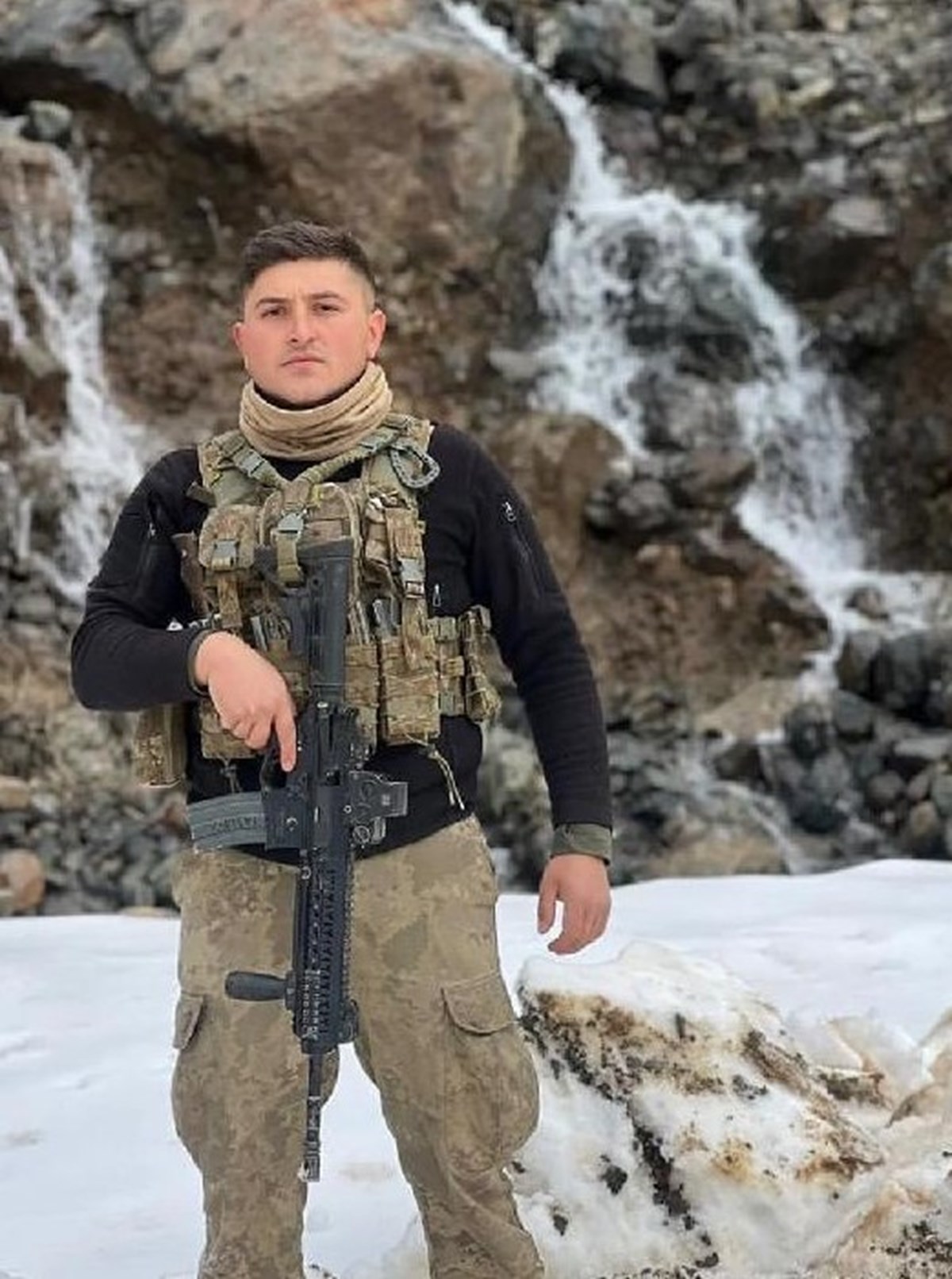 Şehit Yasin Karaca. Şehit Yasin Karaca.