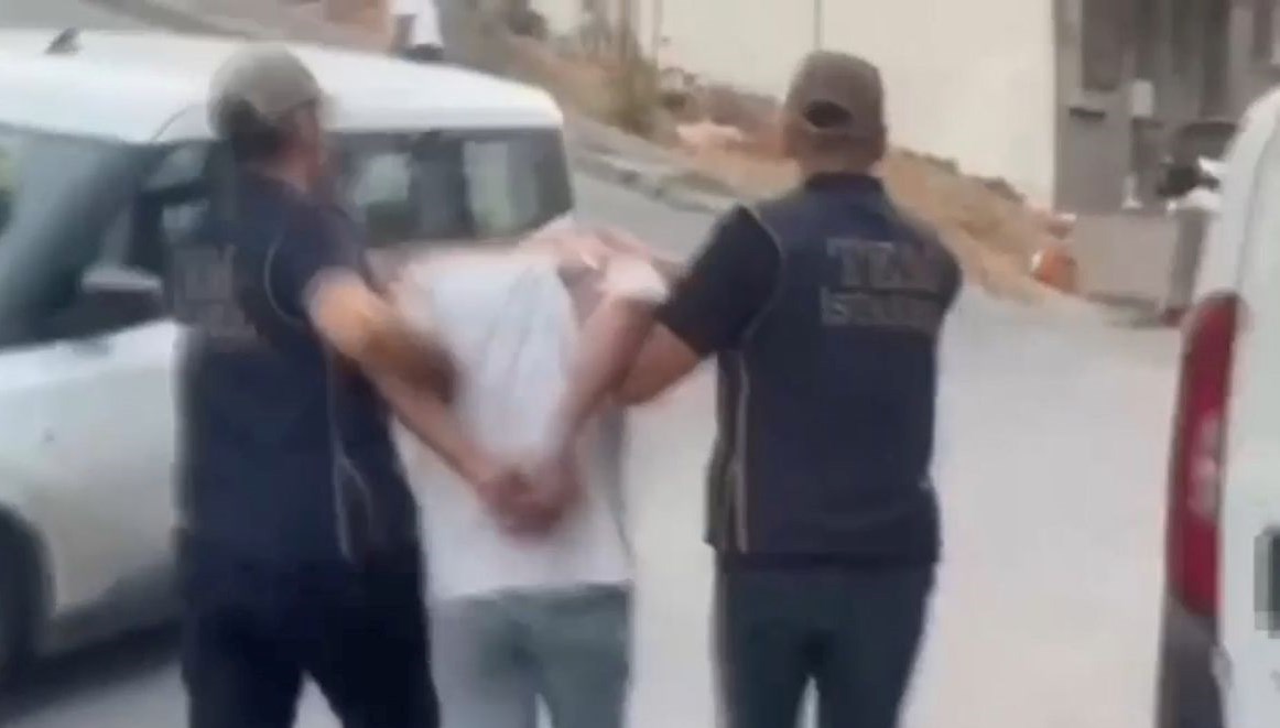 DAEŞ operasyonunda 9 gözaltı