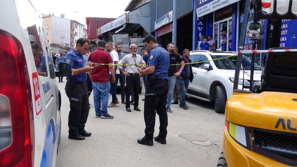 Düşen yükü tutmak isteyen 14 yaşındaki Ahmet yaşamını
yitirdi - 7