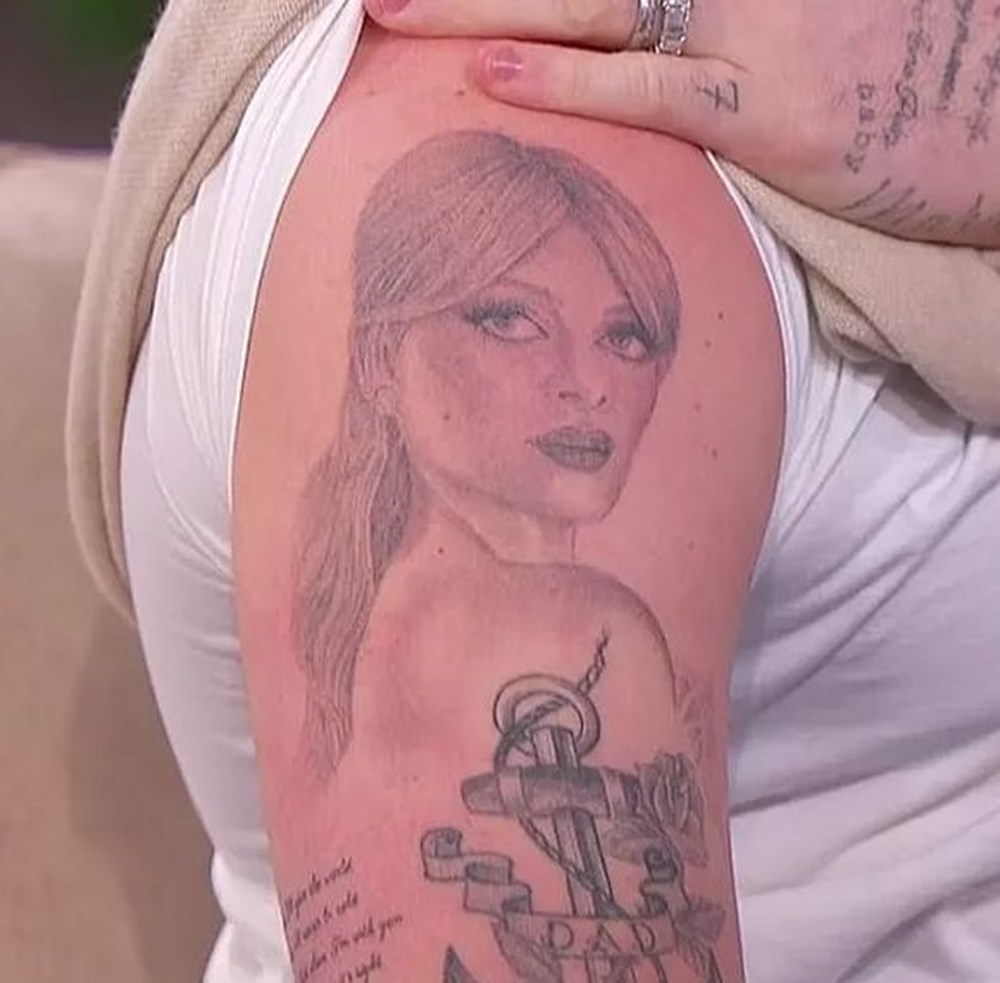 Nicola Peltz ile Brooklyn Beckham'dan evlilik yıl dönümü kutlaması - 8