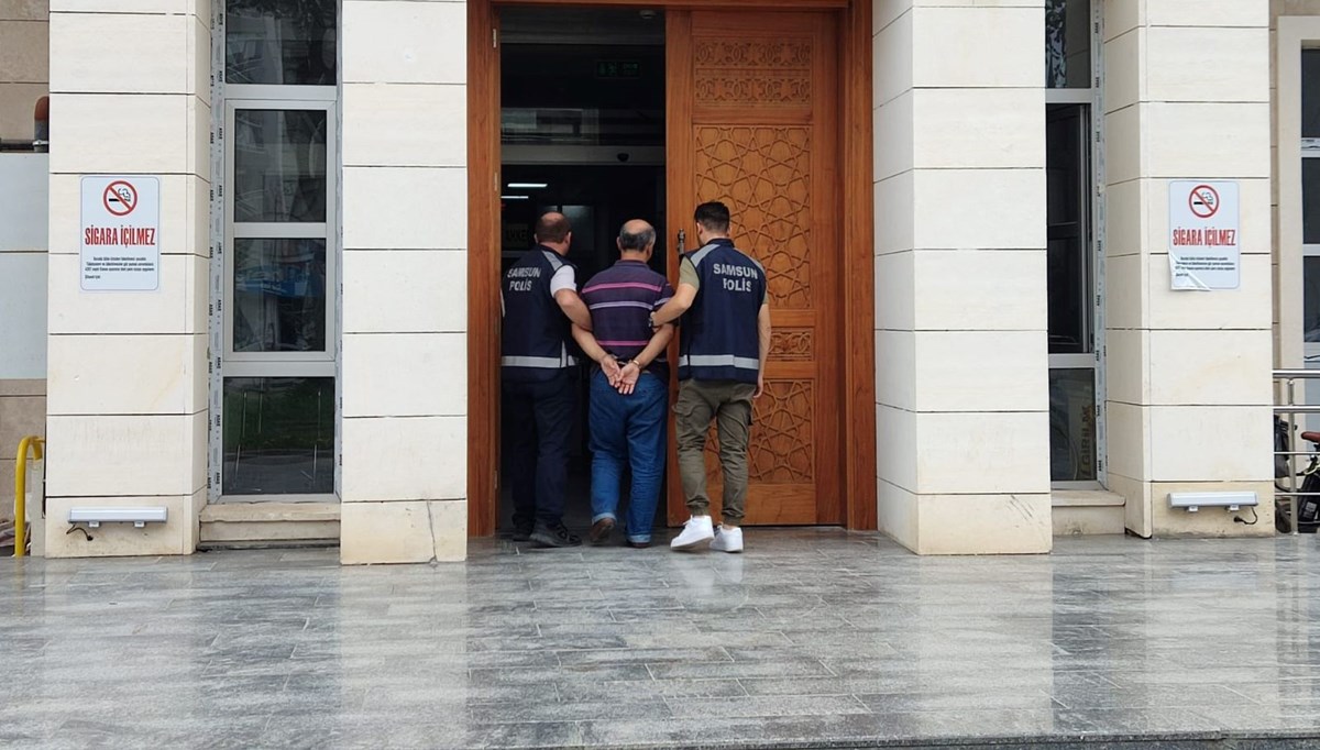 FETÖ firarisi çatı katında yakalandı FETÖ firarisi çatı katında yakalandı
