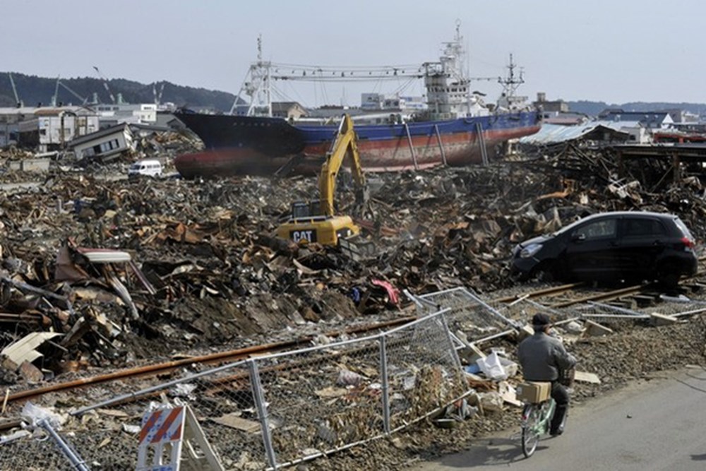 Катастрофа ужасный. Катастрофа в Японии ЦУНАМИ. Восстановление Японии после ЦУНАМИ. Землетрясение в Японии 2024. Фото различных катастроф.