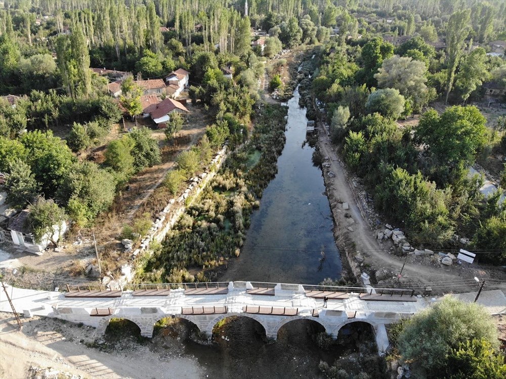Aizanoi Antik Kenti'nde 'Roma'nın sikke koleksiyonu' bulundu - 22