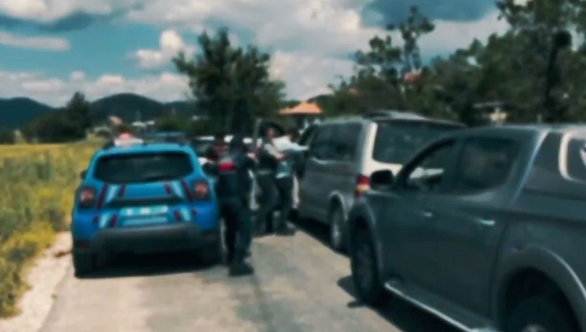 Antalya'da zehir tacirlerine operasyon