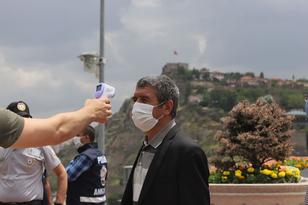 Corona virüs tedbirli 4. cuma namazı - 15