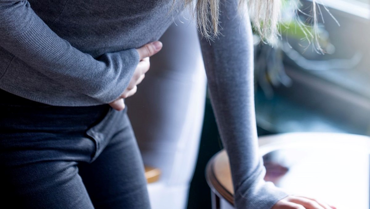 Doktorlar bu belirtiyi ciddiye almadı: 39 yaşında 3. evre kolon kanserine yakalandı Doktorlar bu belirtiyi ciddiye almadı: 39 yaşında 3. evre kolon kanserine yakalandı
