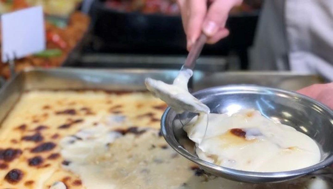 Bu tatlı saat 14.00'den sonra tükeniyor: Bursa'nın ünlü helvası nasıl yapılır?
