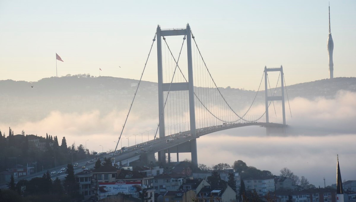 İstanbul'da deniz ulaşımına sis engeli İstanbul'da deniz ulaşımına sis engeli