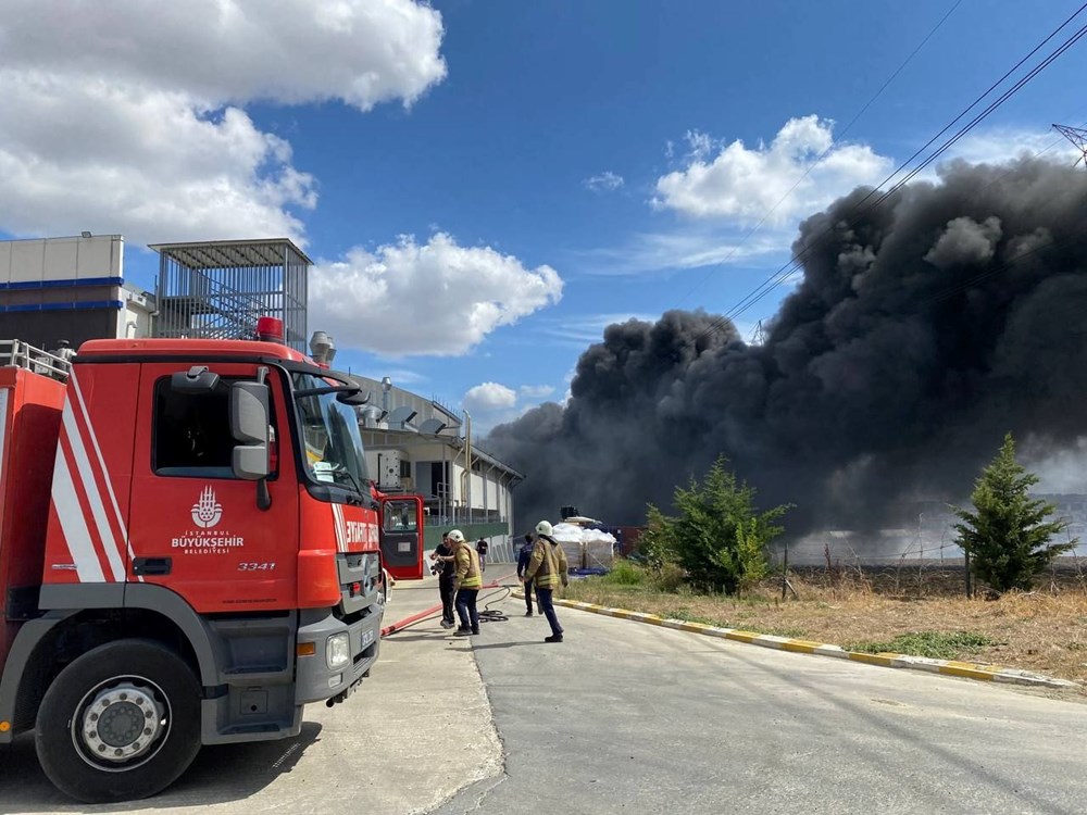 Silivri’de fabrika yangını: 1 kişi gözaltında - 1