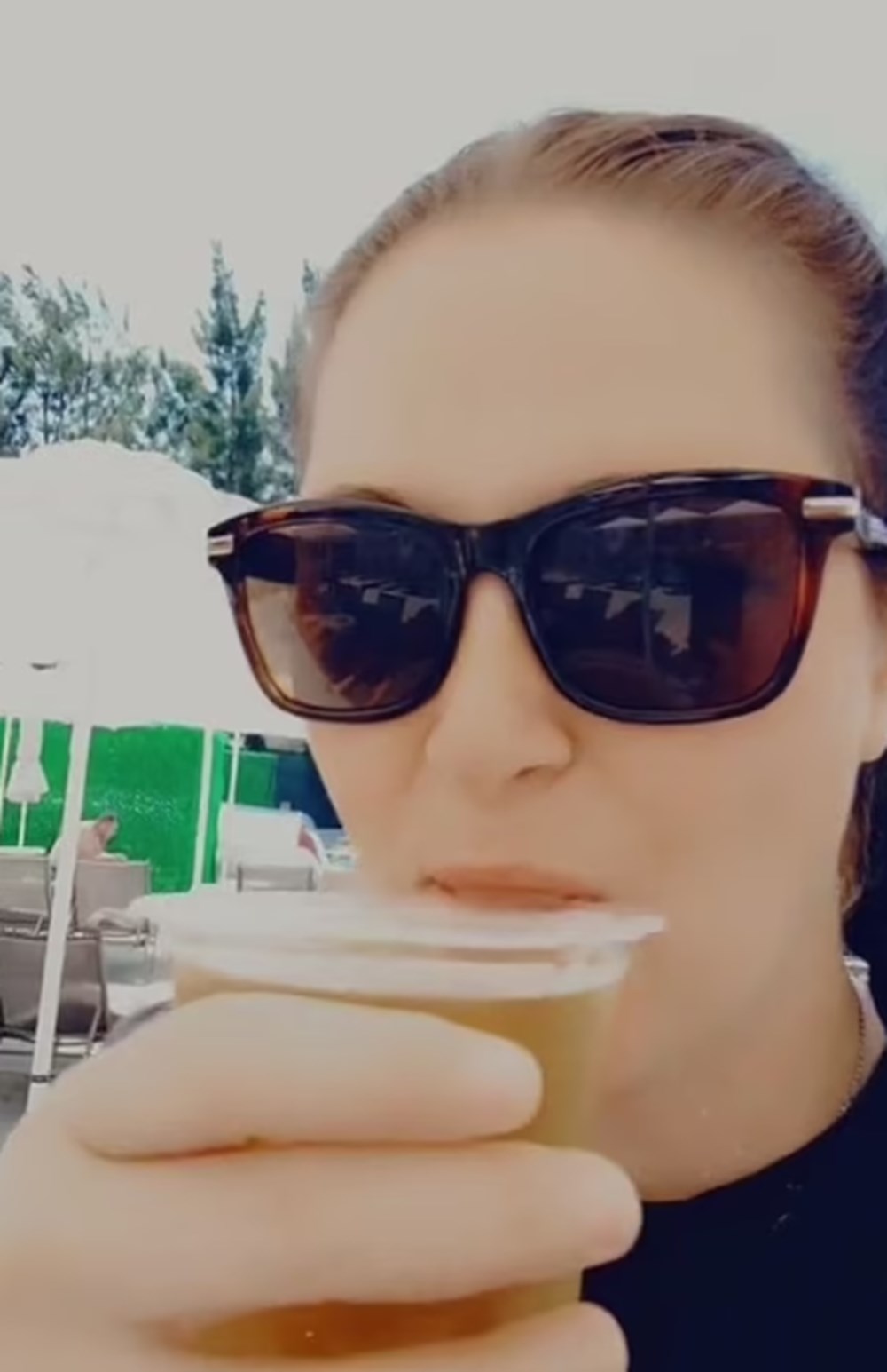 İngiliz kadın Kuşadası'ndaki 5 yıldızlı oteli dolandırdı: Eski bilekliğiyle sınırsız yedi, içti - 7