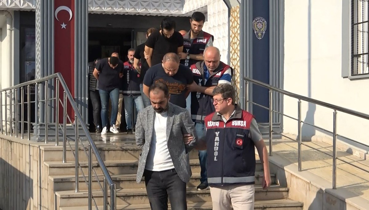 'Sazan sarmalı' operasyonunda 15 tutuklama