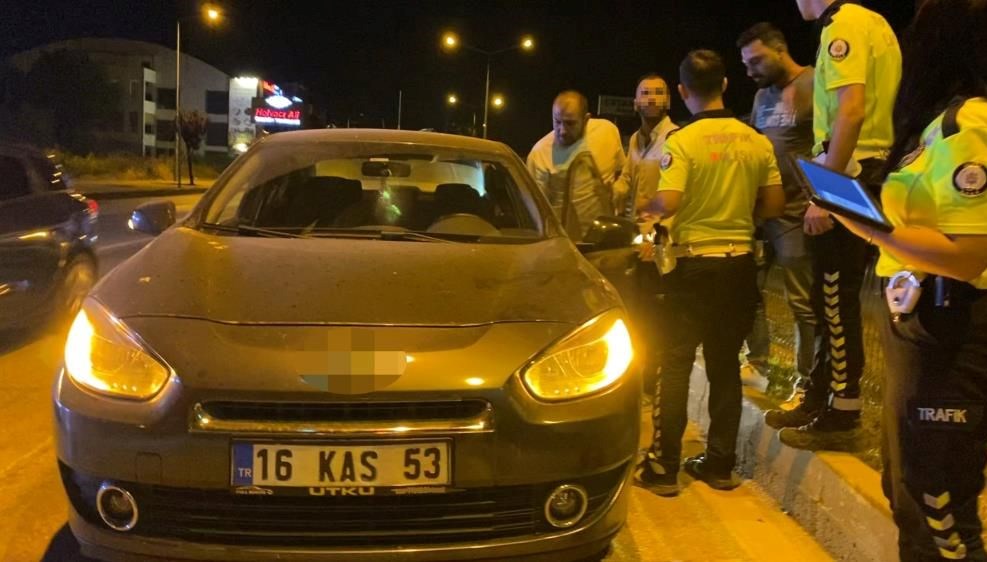 Bursa'da ilginç olay: Yol ortasında sızdı