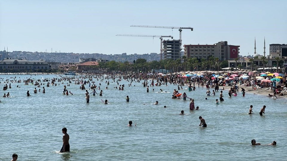 İstanbul'da bayramın son günü vatandaşlar sahil ve parklara akın etti - 1