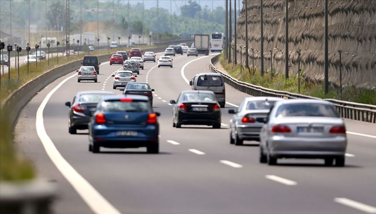 Zorunlu trafik sigortasında azami prim artış oranı yüzde 10'a yükseltildi Zorunlu trafik sigortasında azami prim artış oranı yüzde 10'a yükseltildi