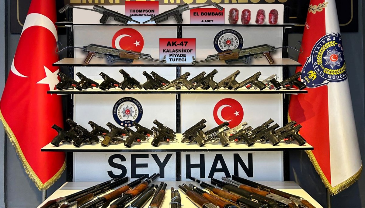 Adana'da 4 el bombası ve 80 silah ele geçirildi Adana'da 4 el bombası ve 80 silah ele geçirildi