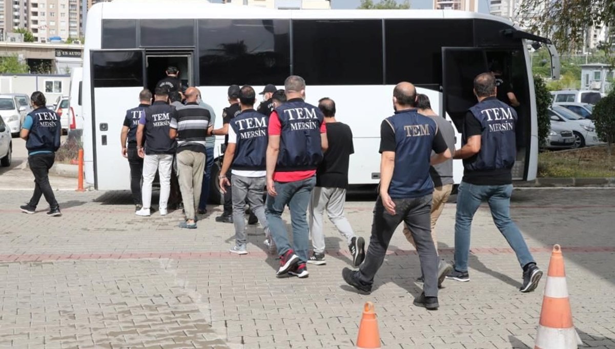 Mersin'de DAEŞ operasyonu: 6 tutuklama Mersin'de DAEŞ operasyonu: 6 tutuklama