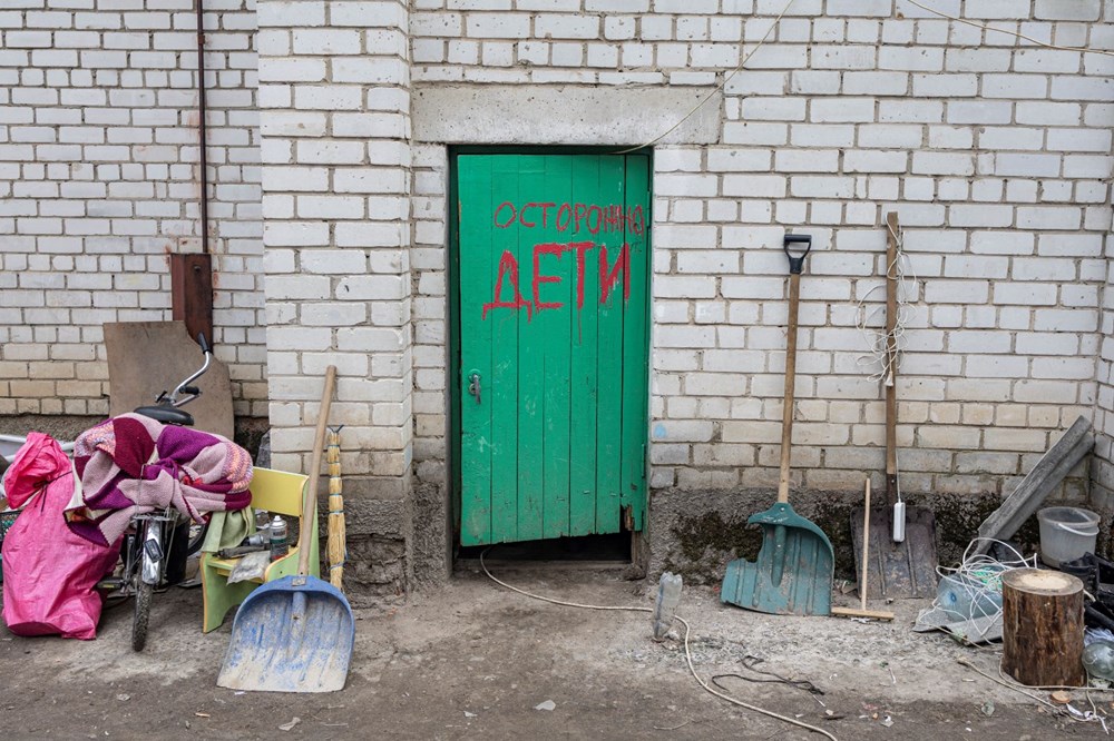 Ölen insanlarla birlikte bir ay boyunca bodrumda yaşadılar: Ukrayna'nın Yahidne köyünde yaşanan trajedi ortaya çıktı - 16