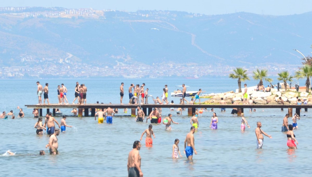 Kocaeli plajlarında bayram yoğunluğu