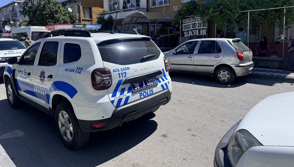 Kayseri'de silahla vurulan kişi ağır yaralandı Kayseri'de silahla vurulan kişi ağır yaralandı