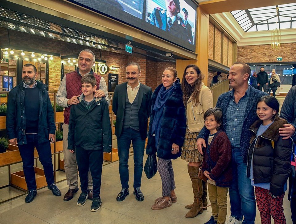 Kültür ve Turizm Bakanı Ersoy: Önemli olan Türk sinemasının dünyada gelişmesi - 1