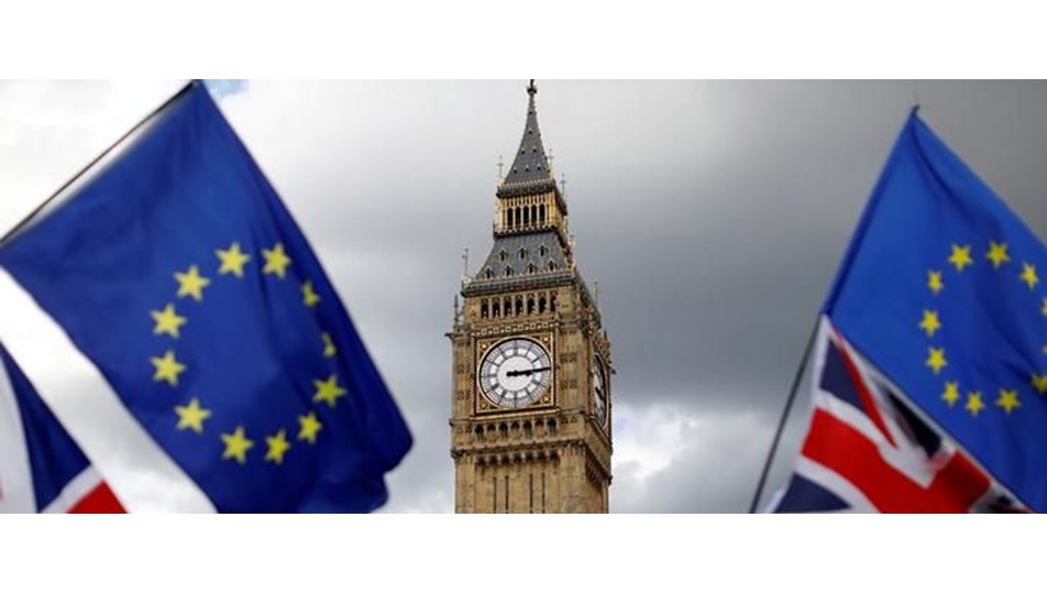 İngilizlerin yarısı Brexit için yeni referandum istiyor