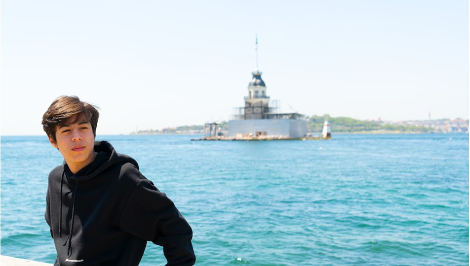 Dizi ihracatı genç oyunculara yabancı dil eğitiminin kapılarını araladı