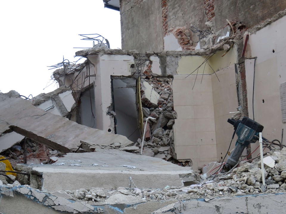 Üsküdar'da bina yıkımında çökme - 2