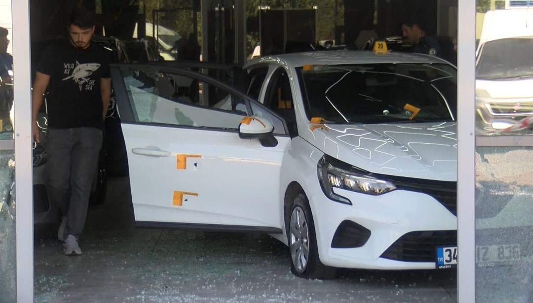 İstanbul'da oto galeriye kurşun yağmuru