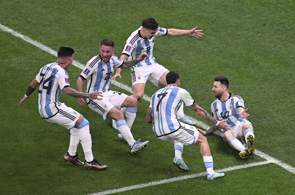 Dünya Kupası 2022 Katar'da şampiyon belli oldu: Messi'li Arjantin Mbappe'li Fransa'ya karşı tarih yazdı - 12