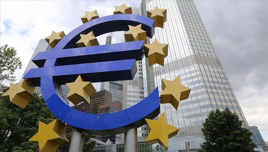 Avrupa'da kaptan köşkü <br>su alıyor!