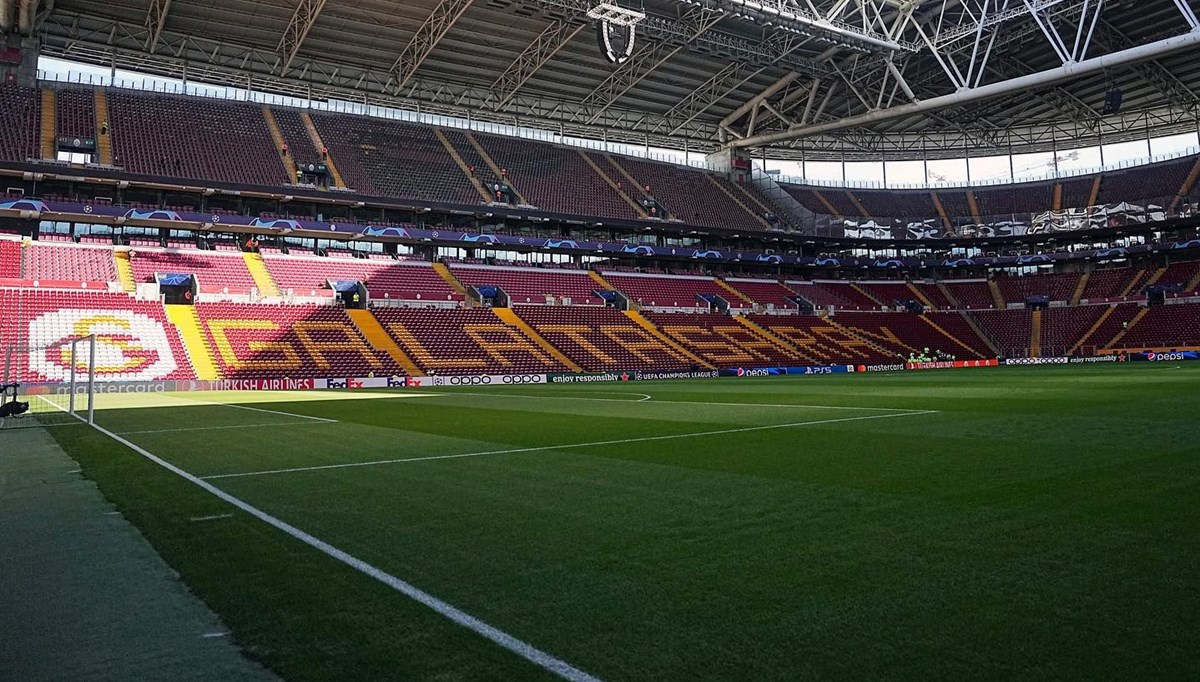 Ali Sami Yen Spor Kompleksi RAMS Park'ta 300. maç Beşiktaş derbisi Ali Sami Yen Spor Kompleksi RAMS Park'ta 300. maç Beşiktaş derbisi