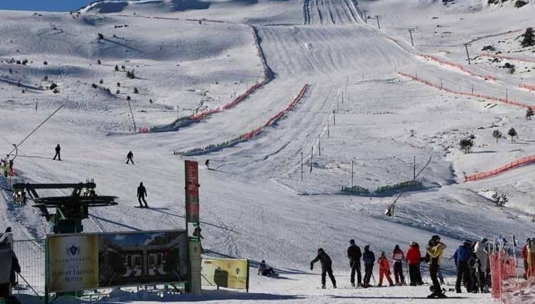 Bolu'da oteller doldu, fiyatlar 20 bin liraya dayandı