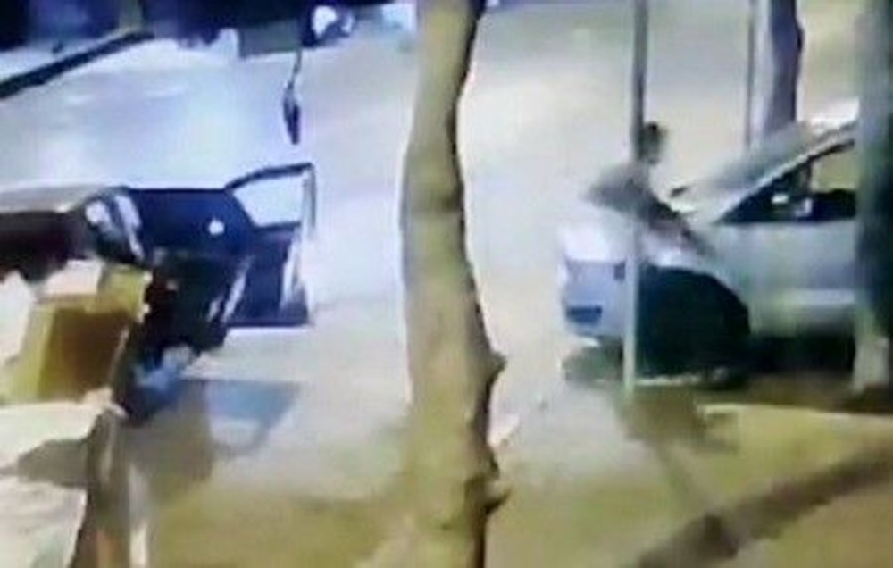 İzmir’de oyuncak tüfekli hırsızlık - 1