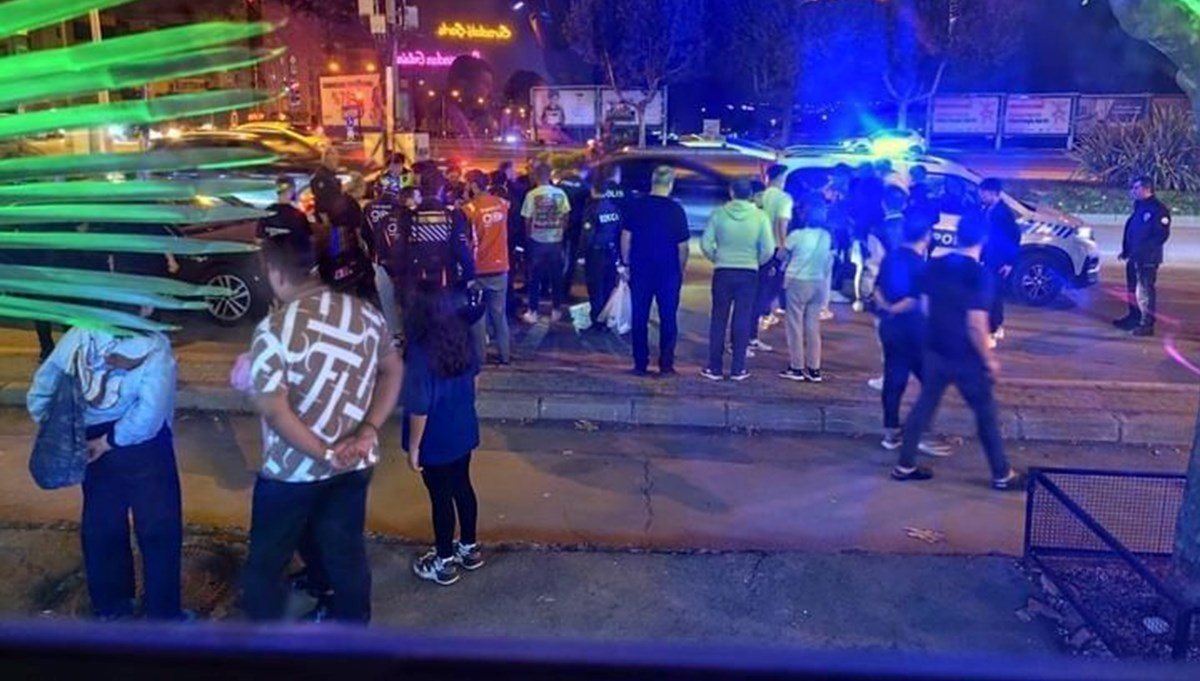 Ehliyetsiz sürücünün kamyonetle çarptığı liseli Zeynep, yaşam savaşı veriyor Ehliyetsiz sürücünün kamyonetle çarptığı liseli Zeynep, yaşam savaşı veriyor
