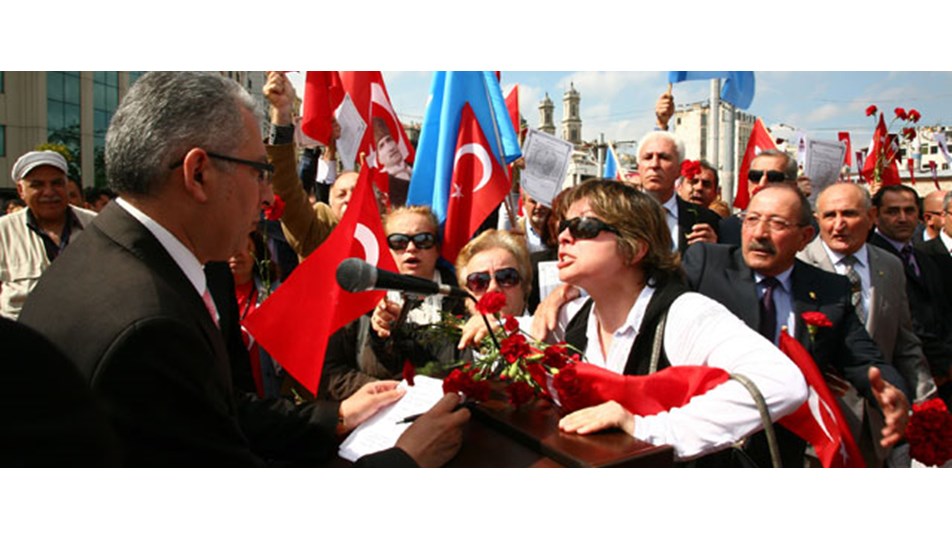 Taksim’de 19 Mayıs gerilimi