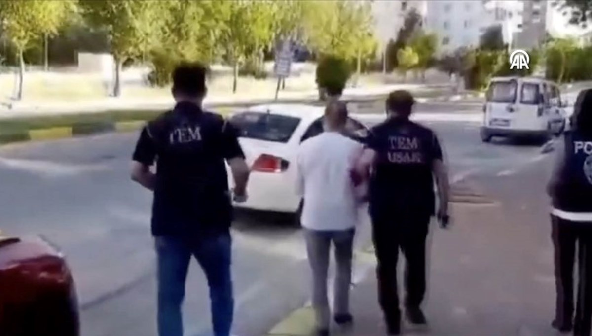 FETÖ'ye yönelik FETÖ'ye yönelik