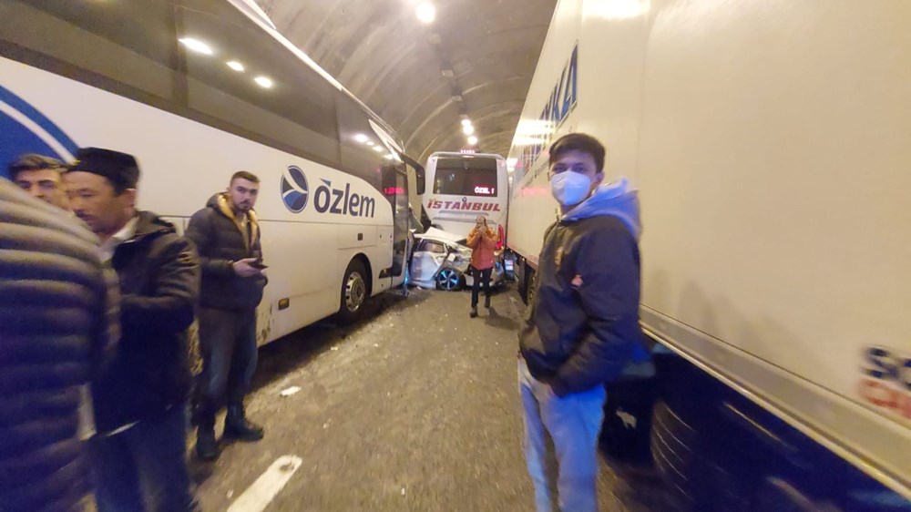 Bolu Dağı Tüneli'ndeki zincirleme kazadan ilk kareler: İstanbul istikameti kapandı - 11