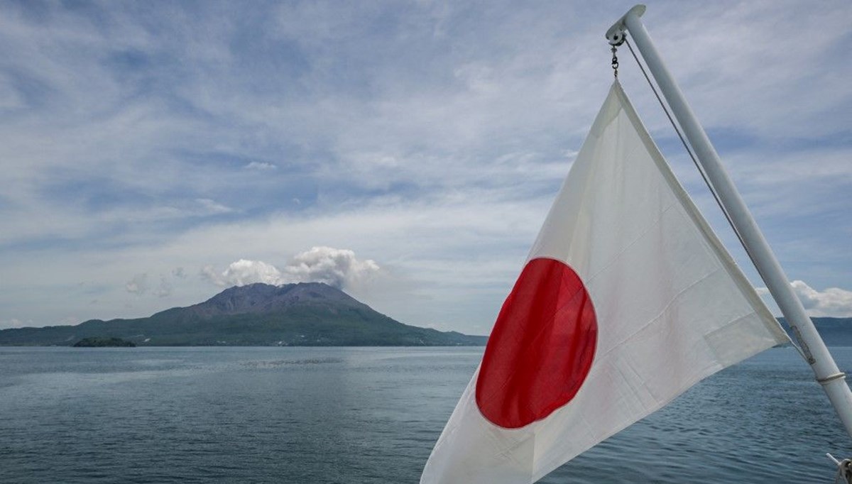 Japonya'da siyasi istikrarsızlık borsayı vurdu
