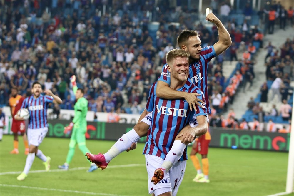 Galatasaray kaçtı, Trabzonspor yakaladı - 5