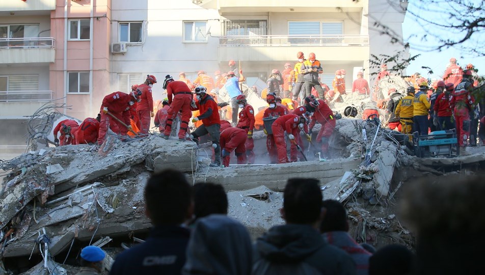 İzmir Seferihisar açıklarında 6,6 büyüklüğünde deprem: 85 can kaybı, 994 yaralı