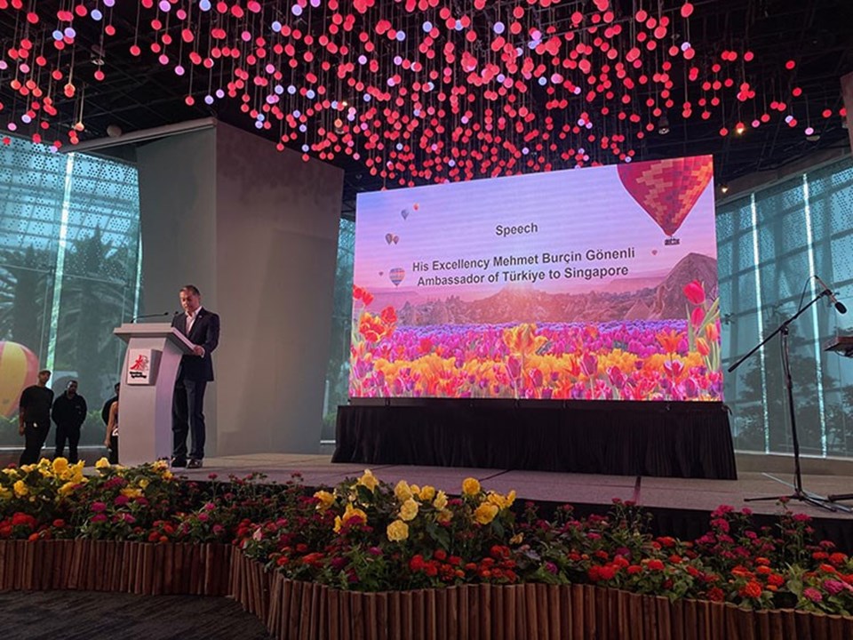 Singapur'da ilk kez Türkiye Büyükelçiliğinin işbirliğiyle "Tulipmania" lale sergisi açıldı - 1