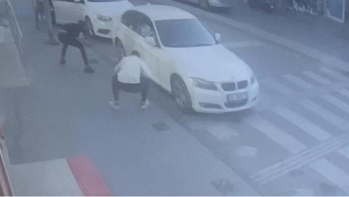 Ataşehir'de tekel bayi sahibini önce dövdüler sonra ateş açtılar Ataşehir'de tekel bayi sahibini önce dövdüler sonra ateş açtılar