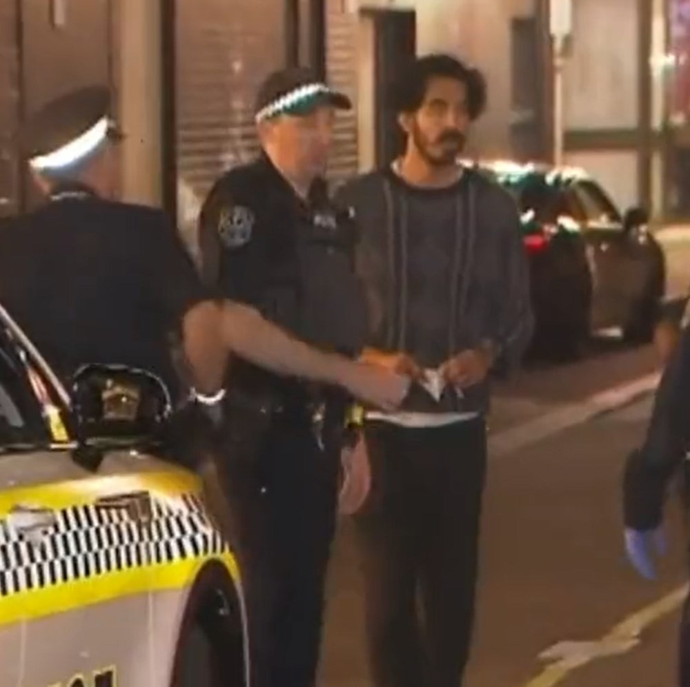İngiliz oyuncu Dev Patel bıçaklı saldırıyı ayırmaya çalıştı - 5