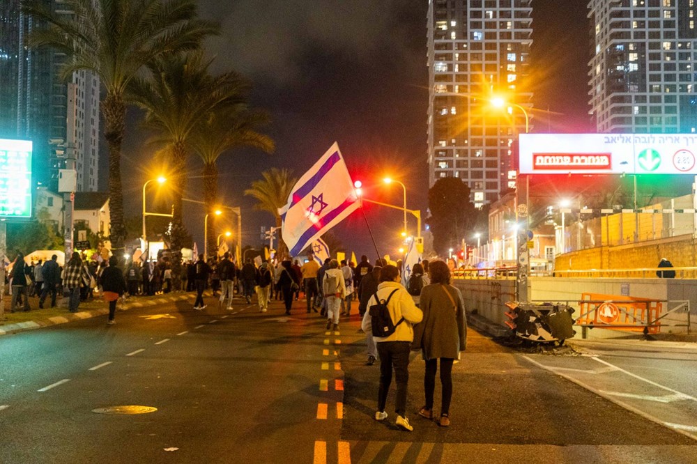 Ateşkes Çağrıları Tel Aviv'i Sardı: Esir Kardeşinden İsrail'e Sert Eleştiri 74 hi HvW3n EyQfhW3G2MrZw