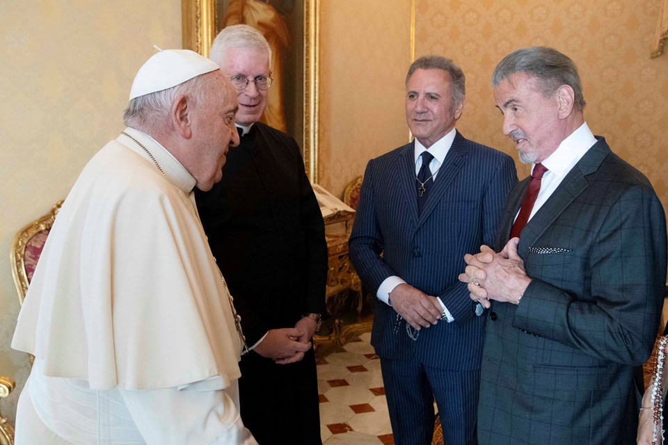 "Rocky" yıldızı Sylvester Stallone, Papa Francis ile tanıştı: Filmlerinle büyüdük! - 2